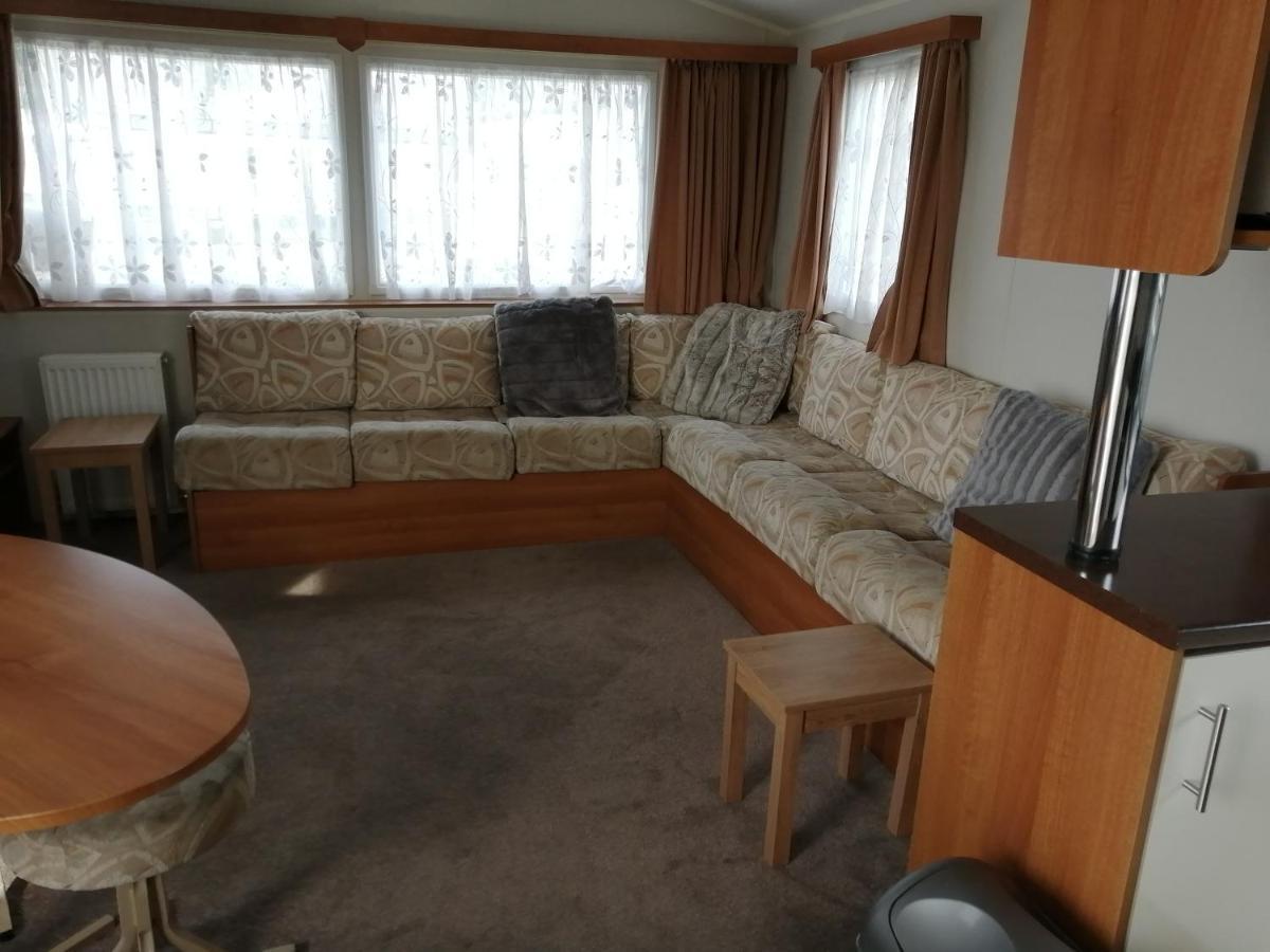 Отель 617 Seawick Jaywick Sands Экстерьер фото